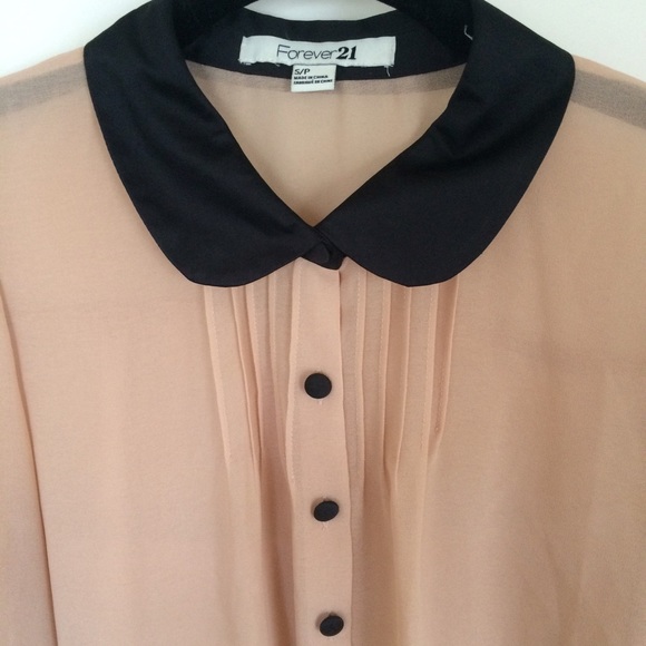 ❌SOLD❌ Forever 21 Sheer Button-down Blouse