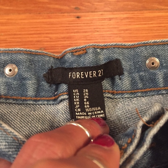 Forever 21 Destroyed Cutoffs - Picture 4 of 4