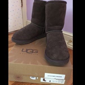 Dark brown Ugg boots