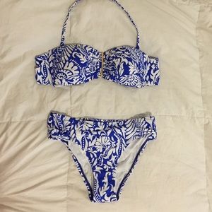 La Blanca: Two Piece Swim Suit