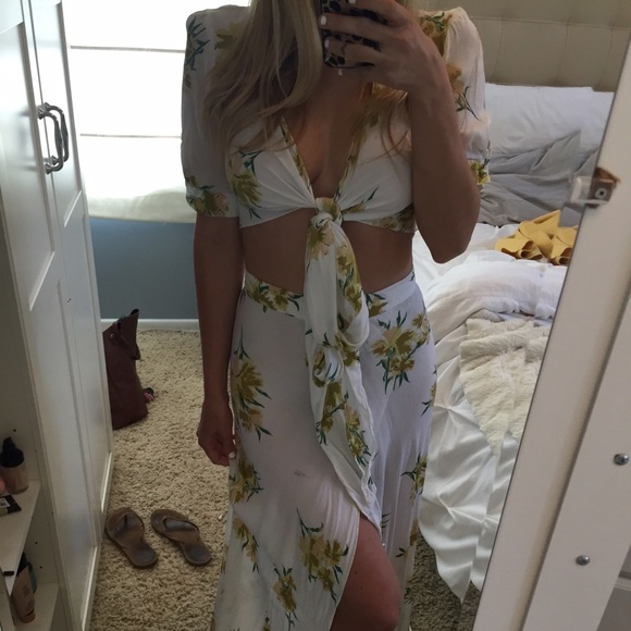 🚫SOLD🚫 Flynn Skye 2 piece set. golden poppy