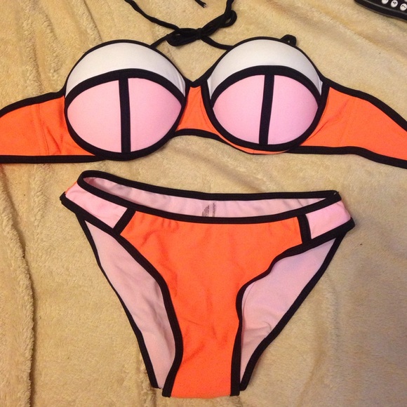 Triangl bikini