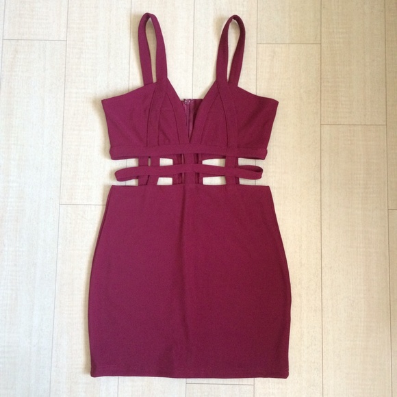 Tobi Dresses & Skirts - Burgundy dress