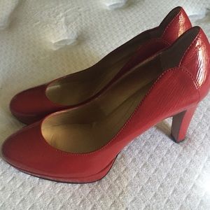 Tahari red patent leather platform pumps