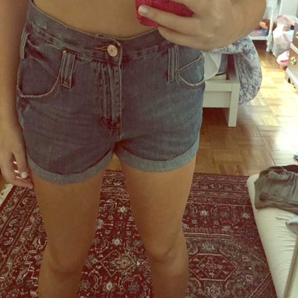 BDG Denim - High waisted denim BDG shorts