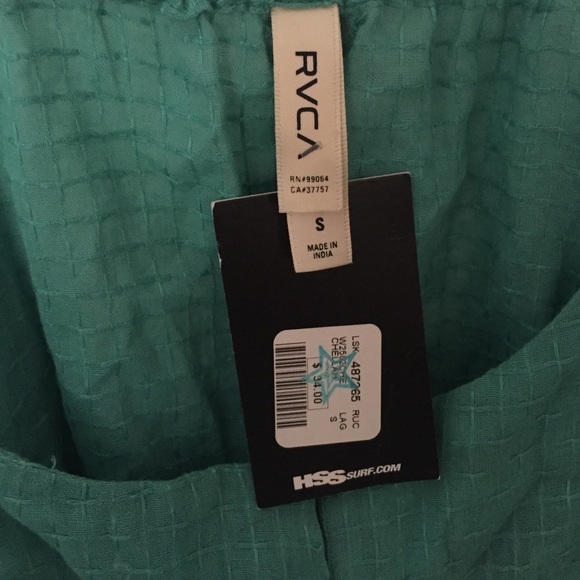 RVCA button up tank top - Picture 3 of 3