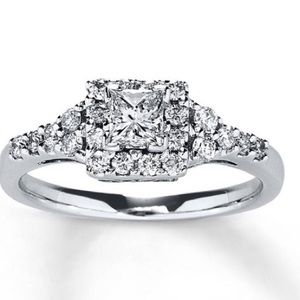 .8 carat diamond and 14k white gold ring