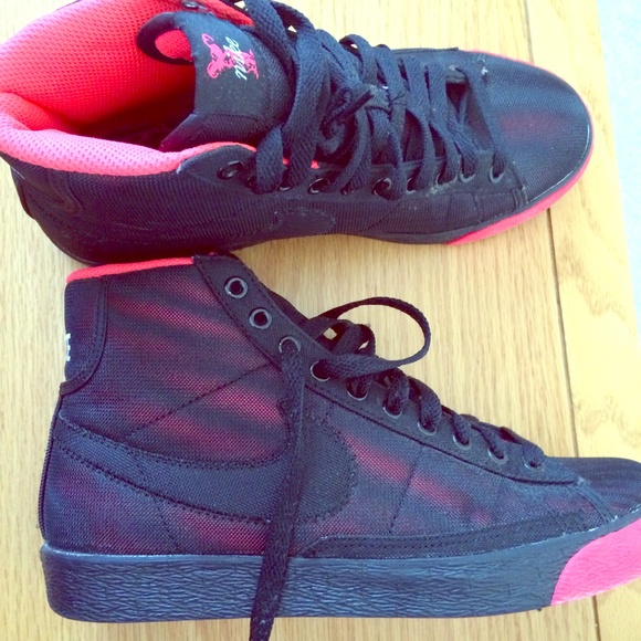 🌸 Nike Blazers 🌸