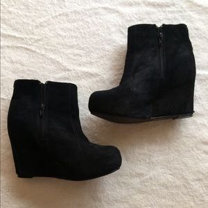 Jeffrey Campbell black booties