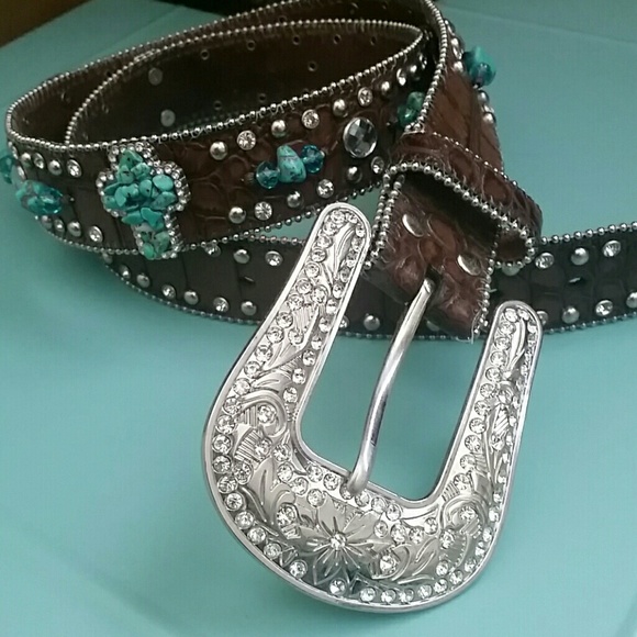 Nocona Turquoise-Hue Stone Cross And Croc belt