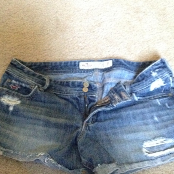 Hollister size 11