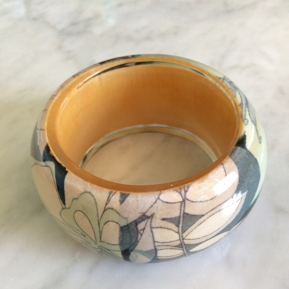90's inspired bangle