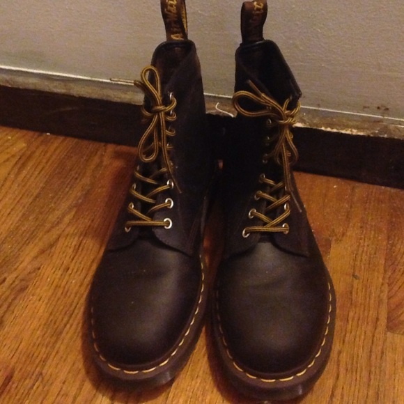 ON HOLD Brown Dr Martens
