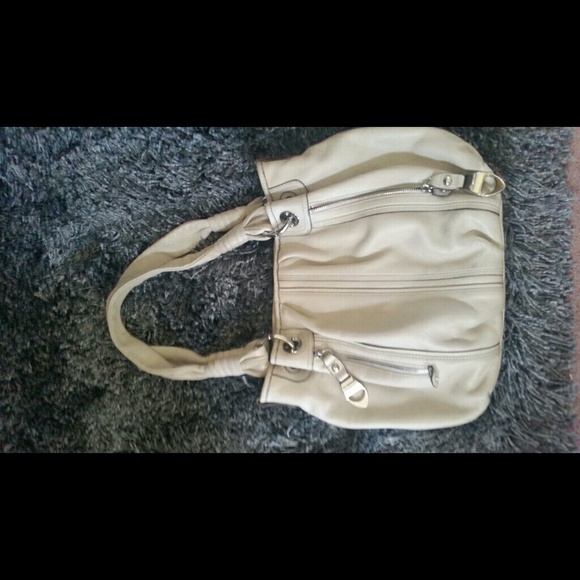 B. Makowsky handbag - Picture 1 of 3