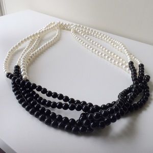 H&M Jewelry - H&M Faux Pearl Twist Necklace H&M Jewelry - H&M Faux Pearl Twist Necklace