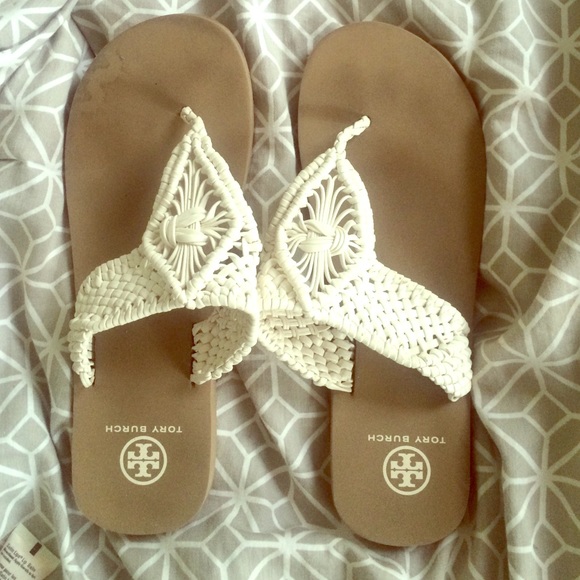 AUTHENTIC White leather Tory Burch Sandals
