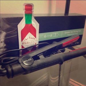FHI Heat Ceramic Flat Iron - Hair Straightener