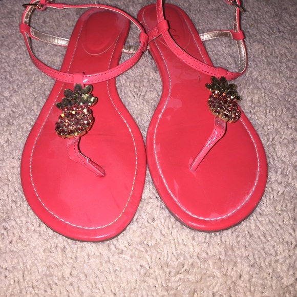 Flip flops with pineapples on them!!