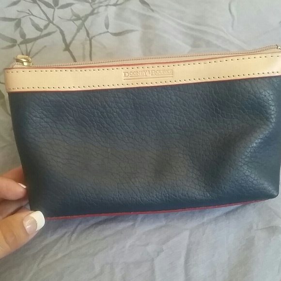 Dooney & Bourke