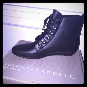 Loeffler Randall Lace Up Rain Booties (black)
