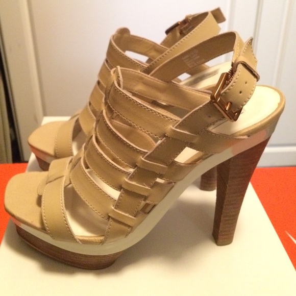 Naughty Monkey Heels - Picture 2 of 4