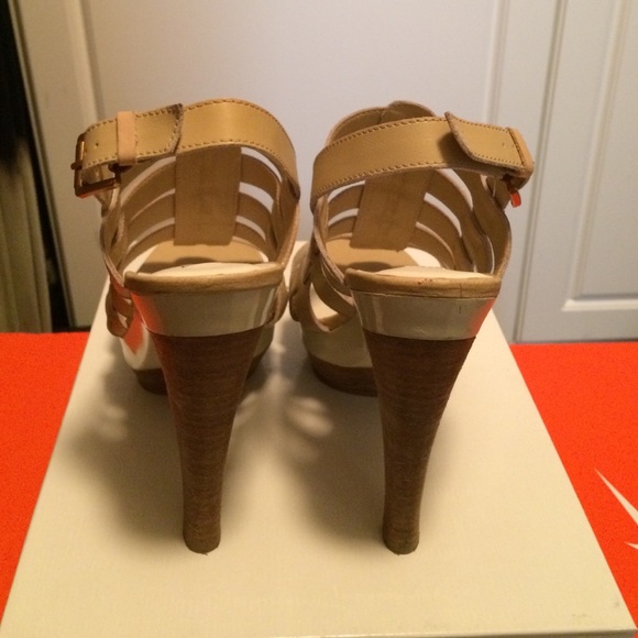 Naughty Monkey Heels - Picture 3 of 4