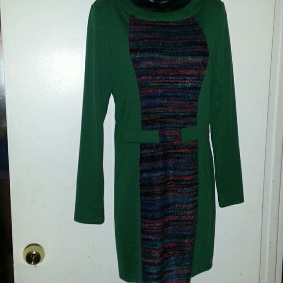 Dress - Picture 2 of 3