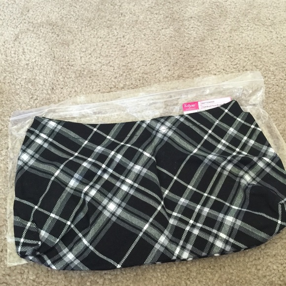 Thirty One Skirt Only
