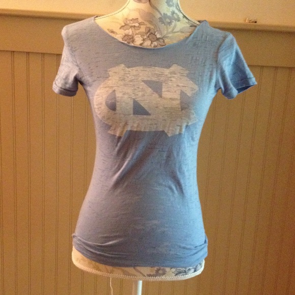 UNC shirt