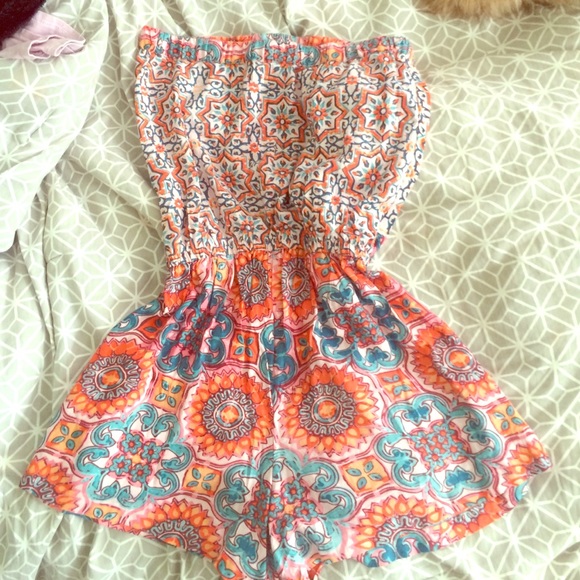 Patterned romper sold