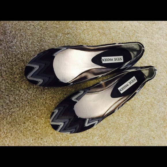 Steve Madden shoe
