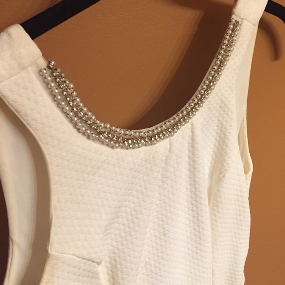 Dress - Picture 2 of 4