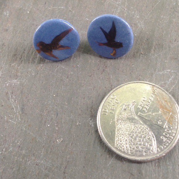 Retro Hand Painted Studs - Picture 2 of 4