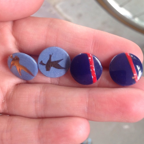 Retro Hand Painted Studs - Picture 4 of 4