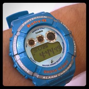 Baby G shock authentic