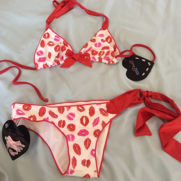 Beach Bunny bikini NWT