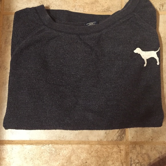 Quarter sleeve pink sweatshirt