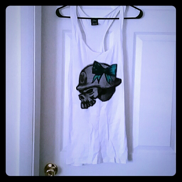 Metal Mulisha tank top reserve for @fefe95