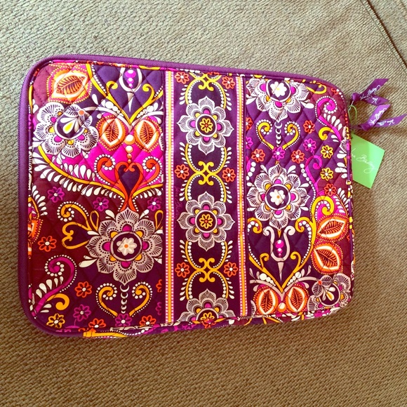 Vera Bradley Accessories - VERA BRADLEY NWT SAFARI SUNSET PRINT LAPTOP SLEEVE