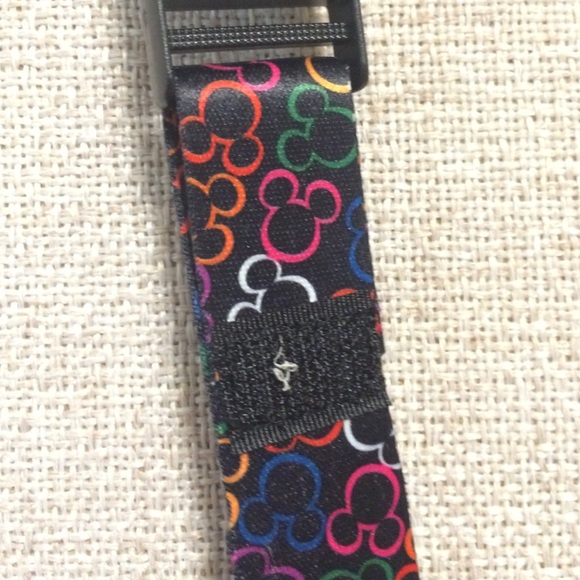 Colorful Disney Mickey KeyChain and Leash - Picture 1 of 2