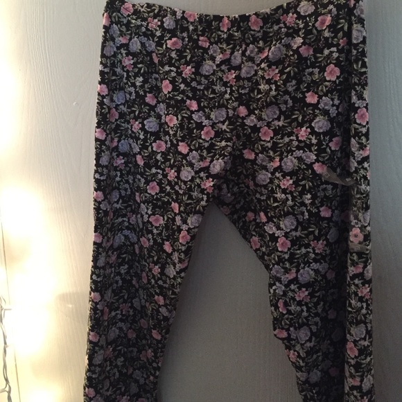 Floral Leggings - Picture 1 of 3