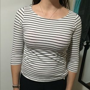 Striped 3/4 sleeve top