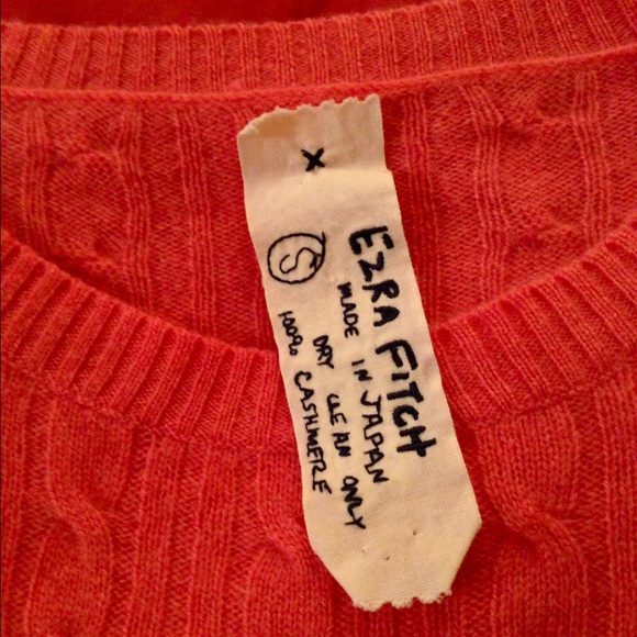 💯% Cashmere 💕cable knit sweater - Picture 3 of 3