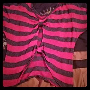 Knit red and gray top with open back