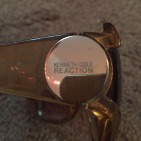 Kenneth Cole Reaction Glasses - Picture 3 of 4