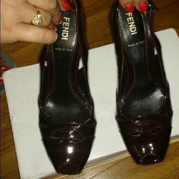 FENDI PUMPS๐๐๐๐๐ - Picture 2 of 4