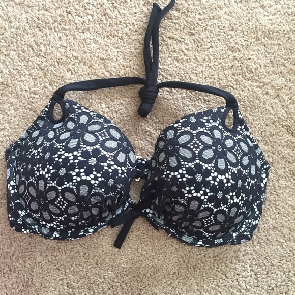 Victoria's Secret Other - Victoria's Secret lace bikini top