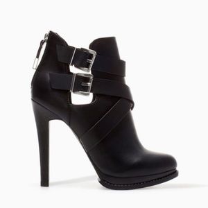 NWOT Zara Heeled Booties