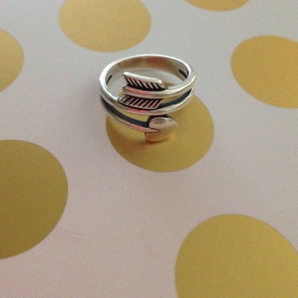 Size 7 James Avery Ring