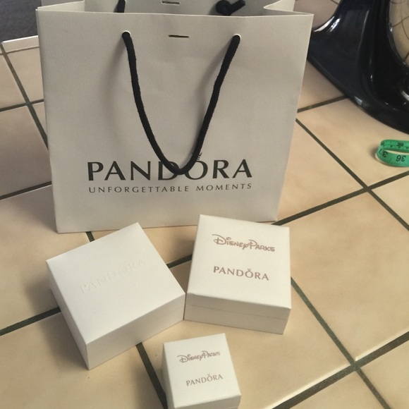 Authentic Pandora boxes and bag.